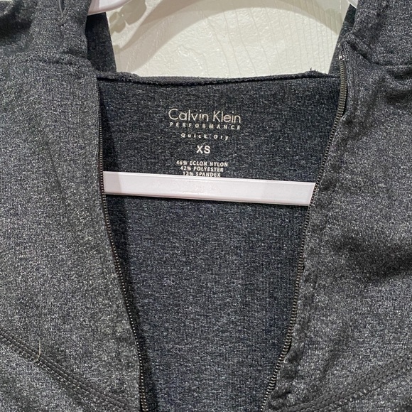 Calvin Klein performance jacket - Picture 2 of 4